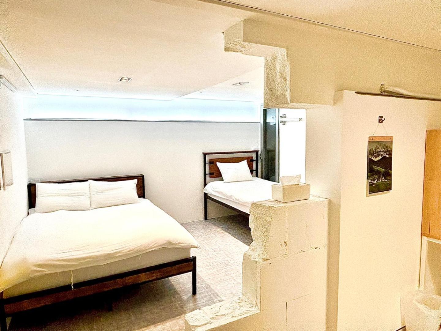 Look Home Guesthouse โซล ภายนอก รูปภาพ
