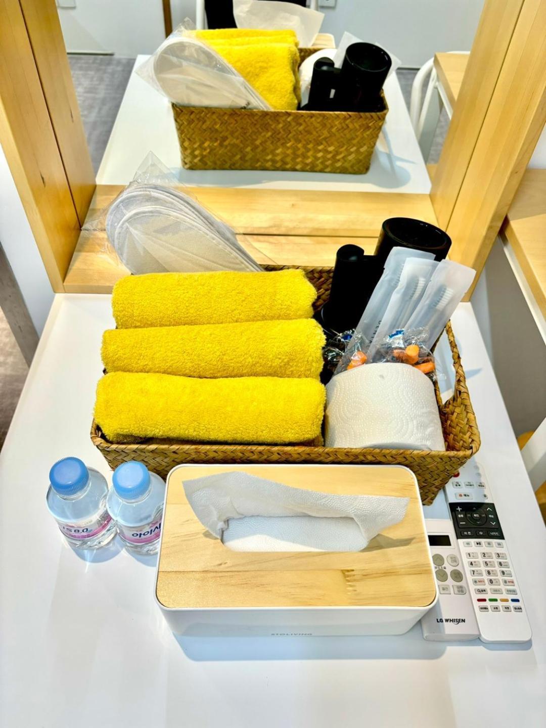 Look Home Guesthouse โซล ภายนอก รูปภาพ