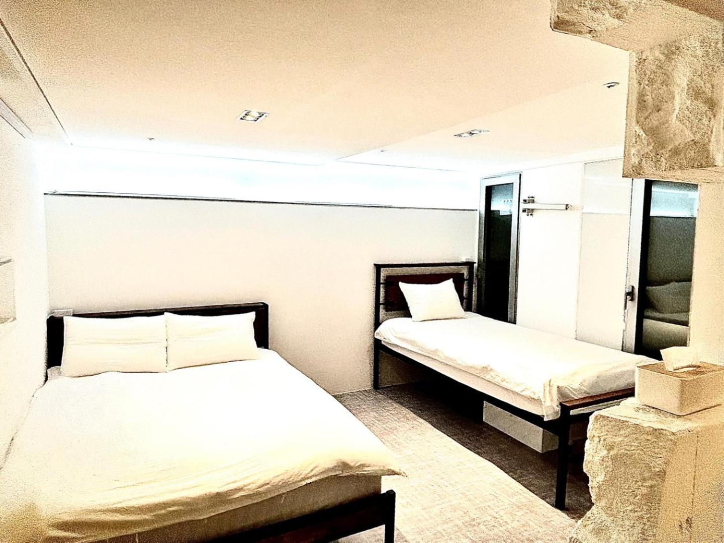 Look Home Guesthouse โซล ภายนอก รูปภาพ