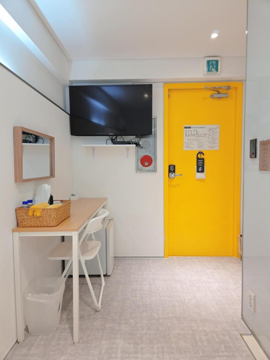 Look Home Guesthouse โซล ภายนอก รูปภาพ