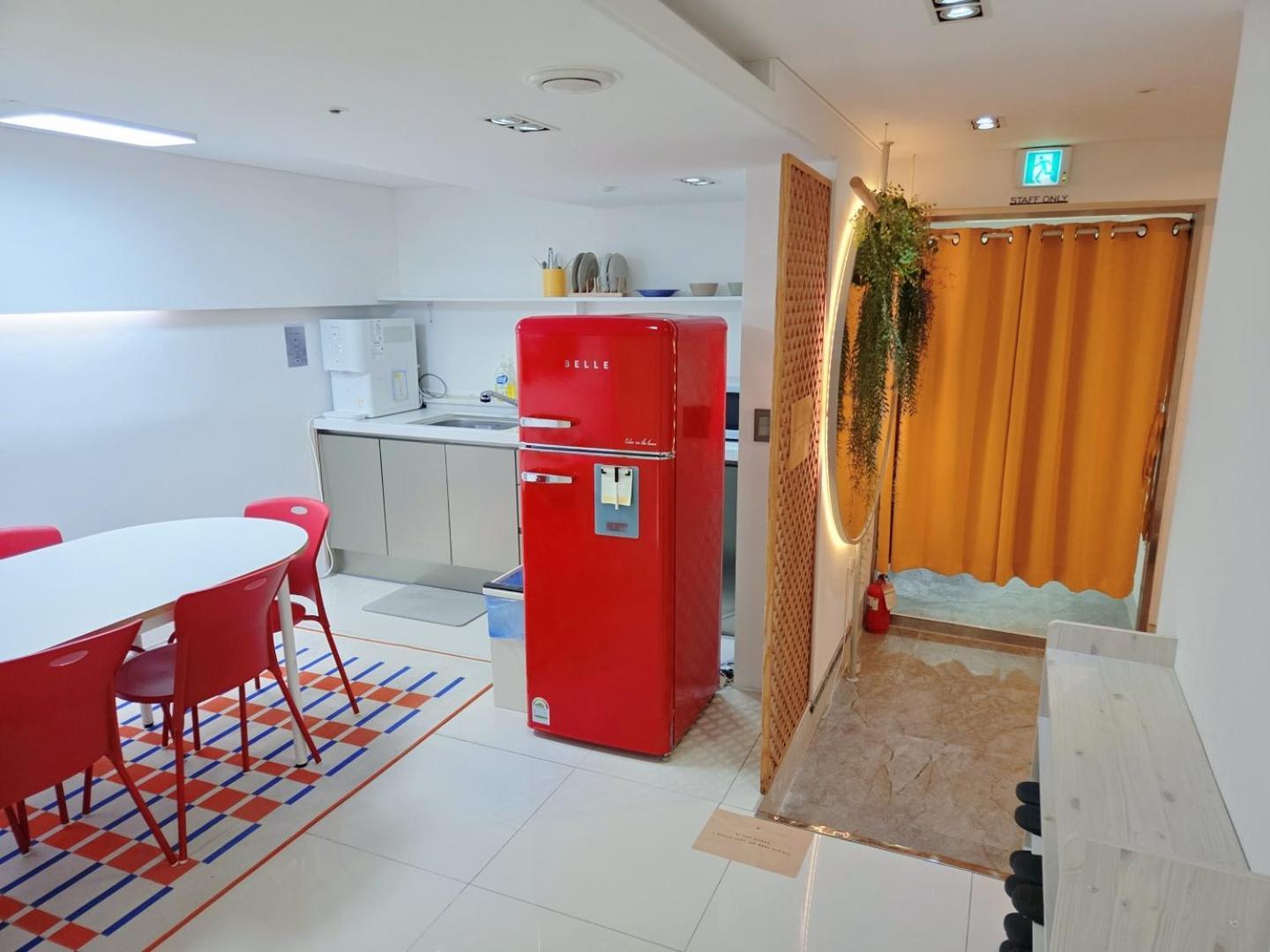 Look Home Guesthouse โซล ภายนอก รูปภาพ