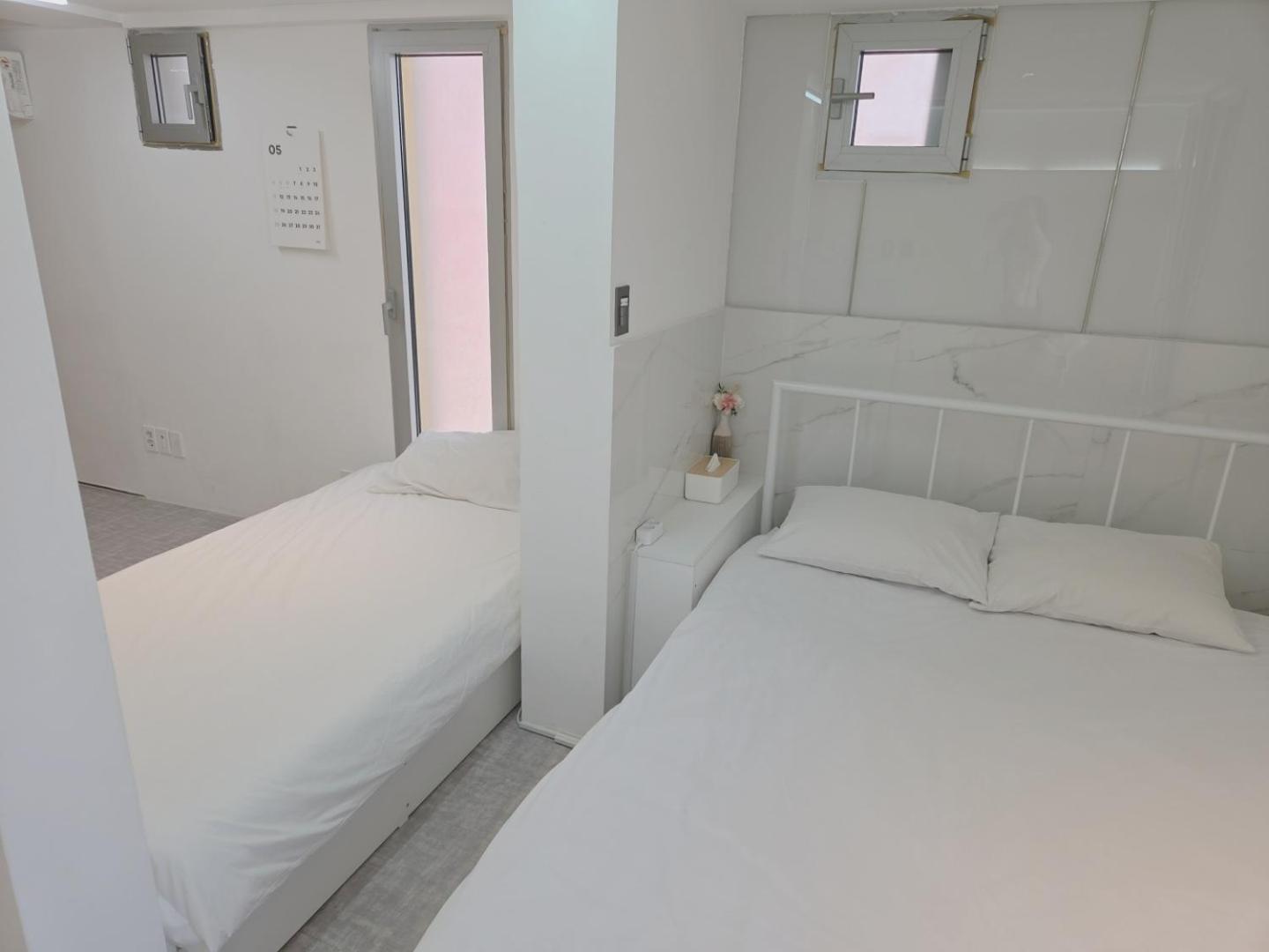 Look Home Guesthouse โซล ภายนอก รูปภาพ