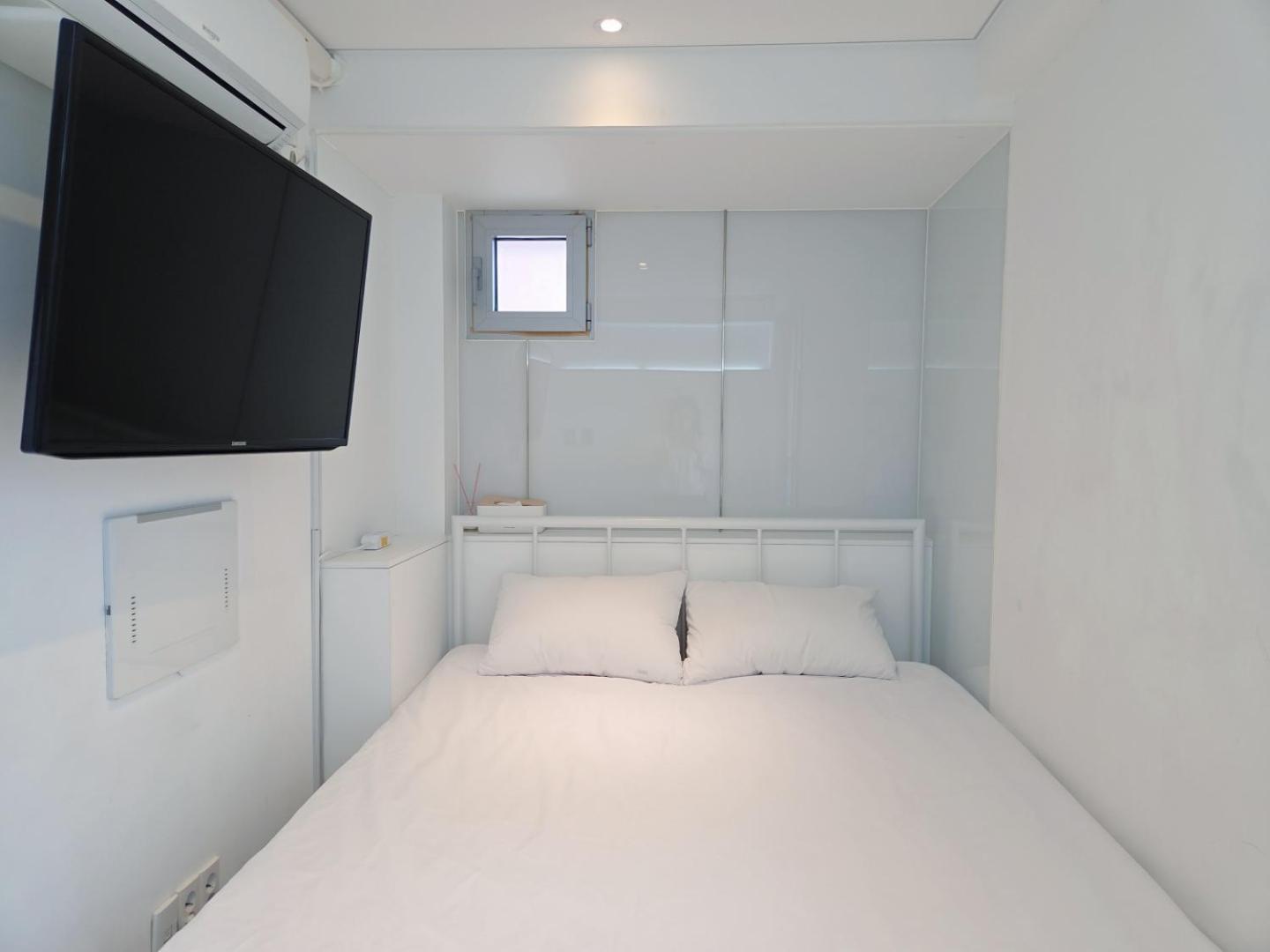 Look Home Guesthouse โซล ภายนอก รูปภาพ